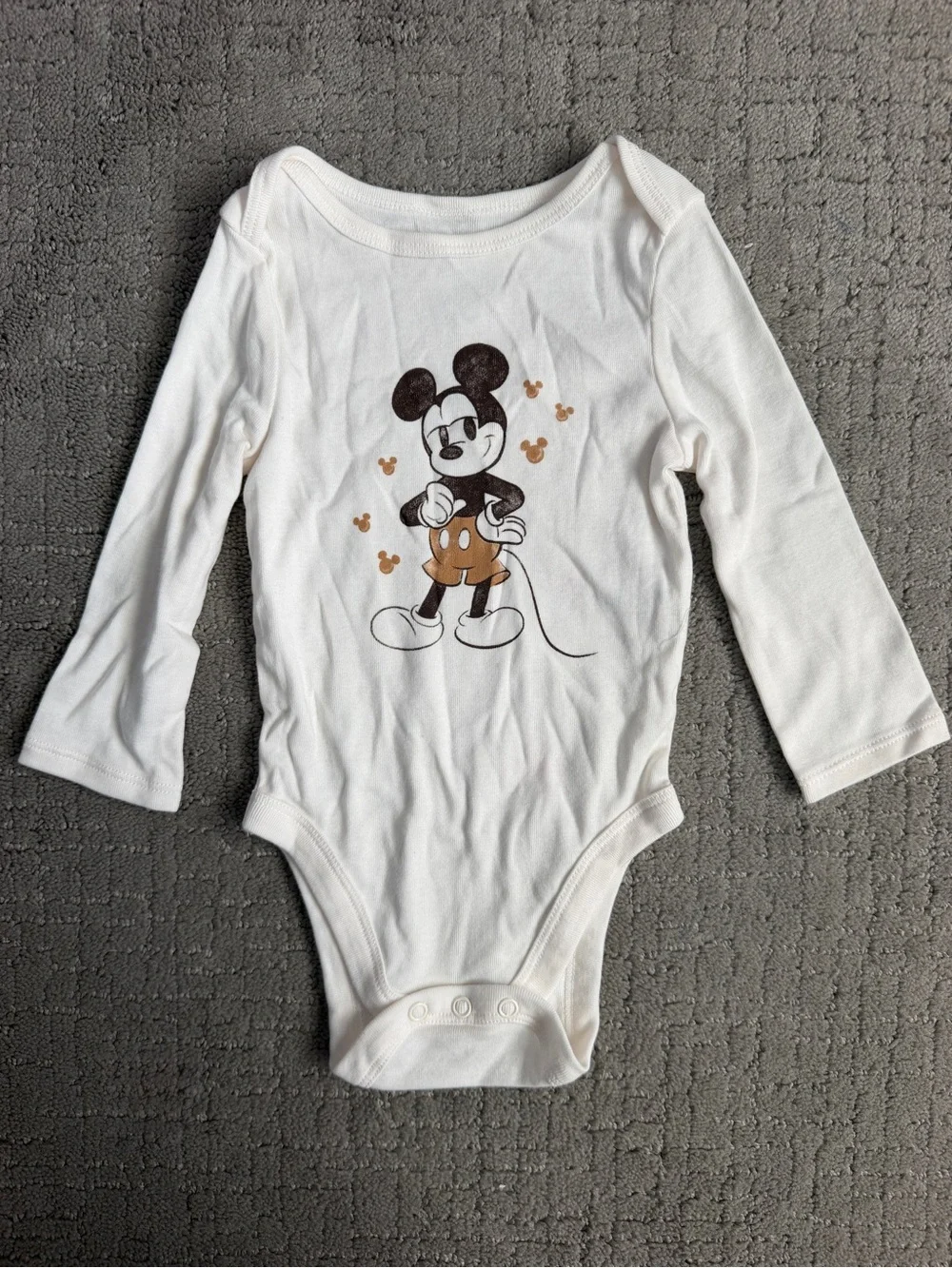 Baby Jumping Beans Disney’s Mickey Mouse 3-pc Hoodie, Bodysuit & Pant set